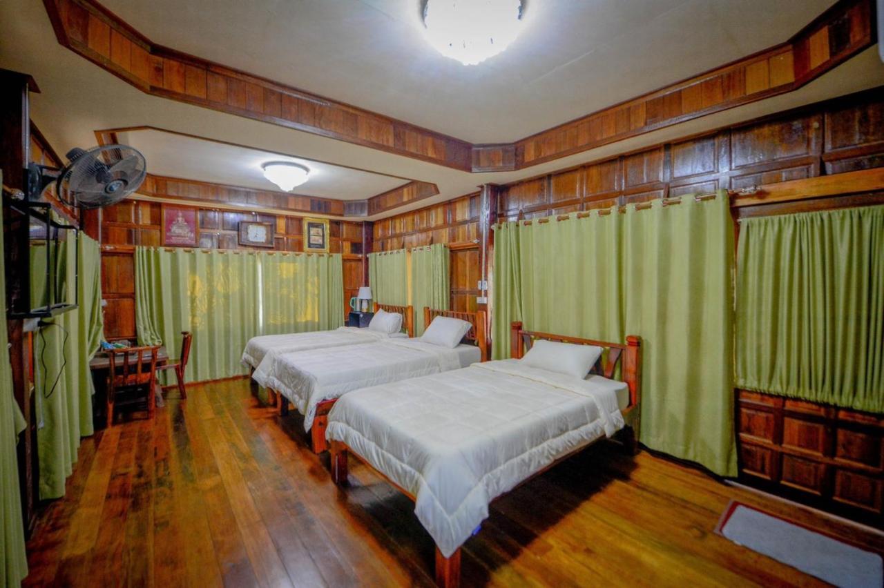 Mrk Resort & Massage Lopburi Bagian luar foto
